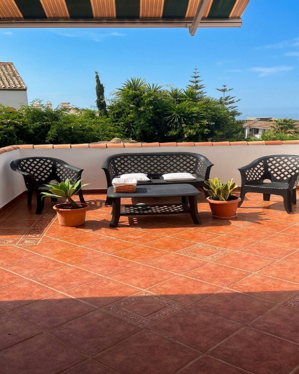 2 Zimmer Apartment zu verkaufen in Miraflores mit Pool - 425.000 € (Ref: 9976987)