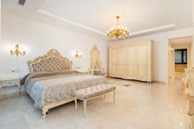 7 slaapkamer Villa te koop in Atalaya-Isdabe, Estepona met zwembad - € 4.750.000 (Ref: 9976989)