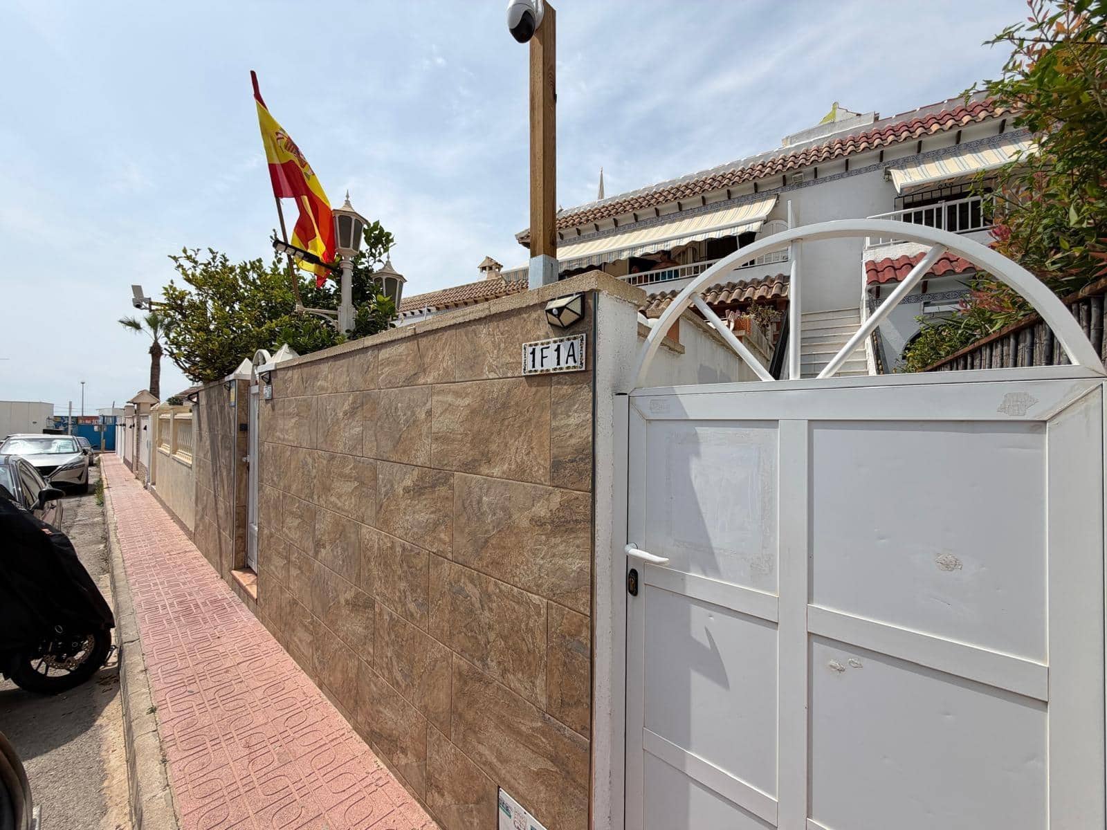 2 sovrum Bungalow till salu i Torrevieja - 165 000 € (Ref: 9977002)