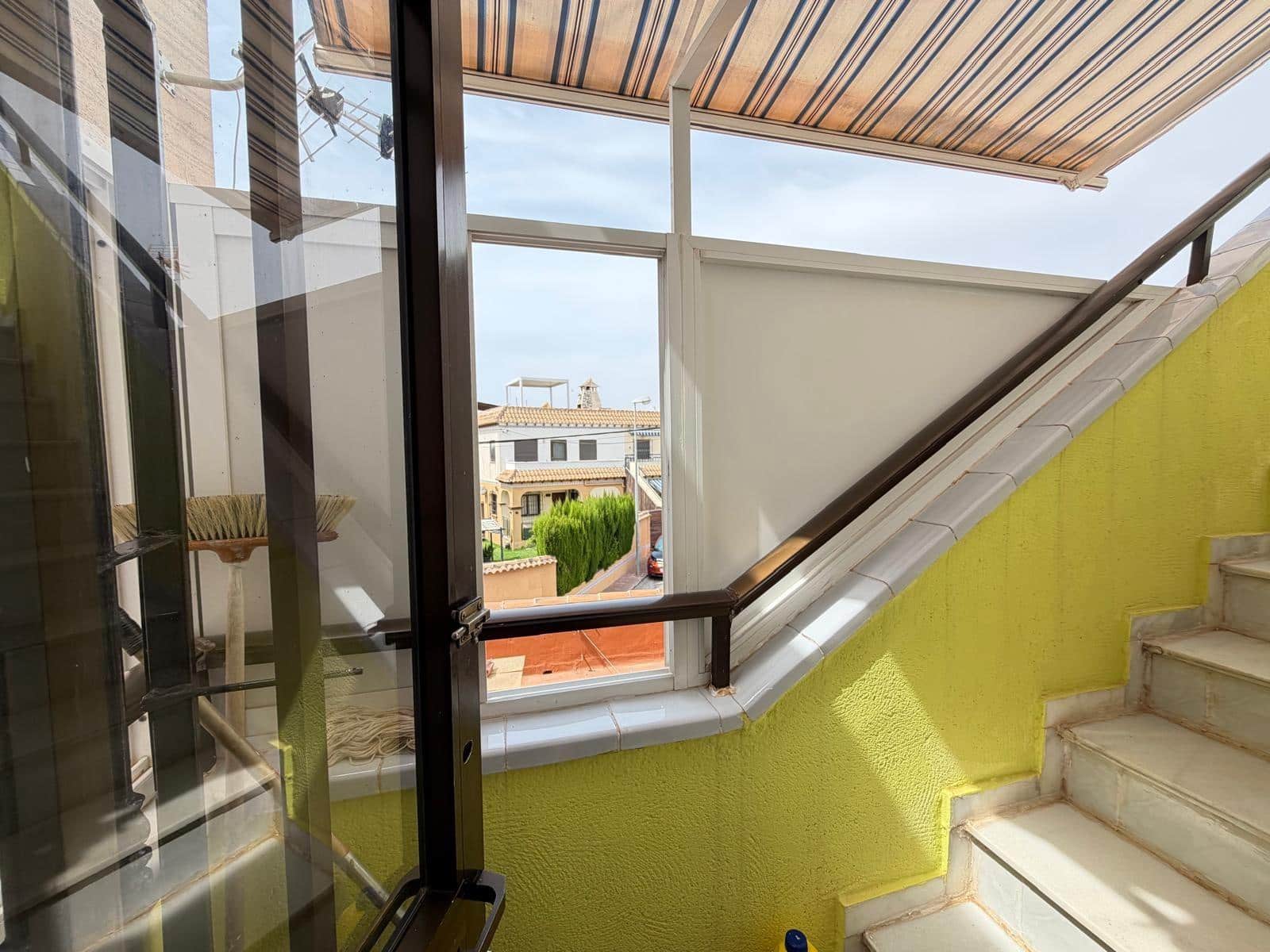2 sovrum Bungalow till salu i Torrevieja - 165 000 € (Ref: 9977002)