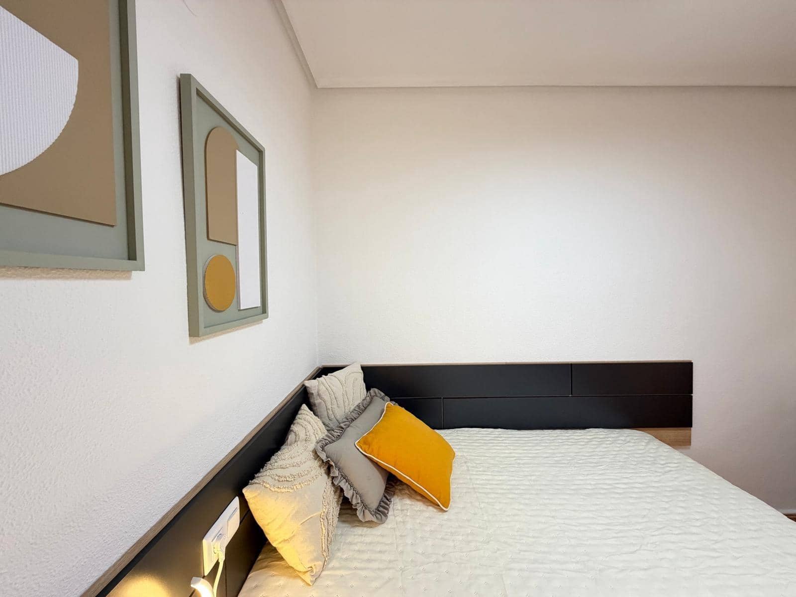 2 soverom Leilighet til salgs i Torrevieja - € 144 900 (Ref: 9977005)