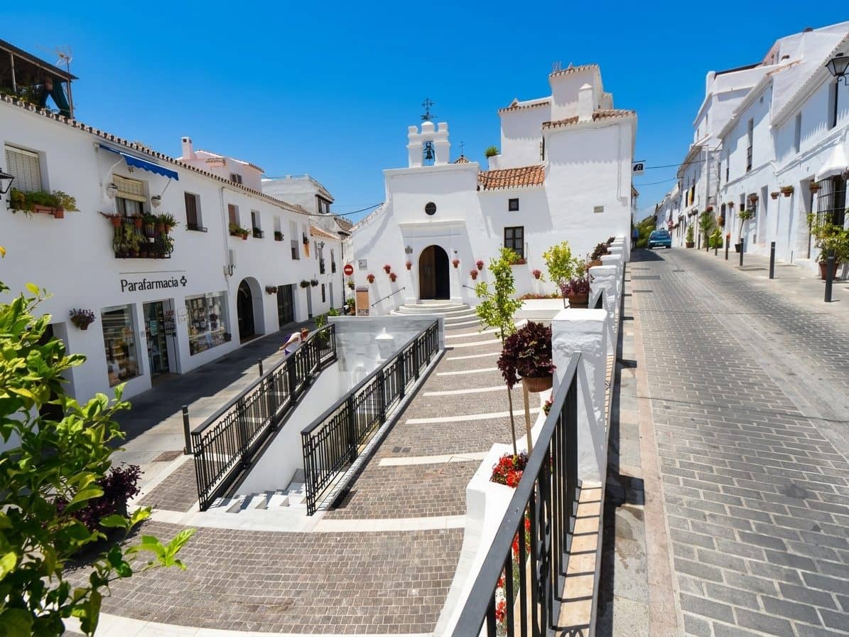 3 bedroom Villa for sale in Mijas - € 287,000 (Ref: 9977017)