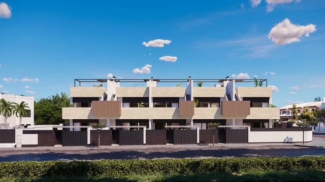 Bungalow de 3 habitaciones en Pinar de Campoverde, Pilar de la Horadada en venta con piscina - 439.000 € (Ref: 9978503)