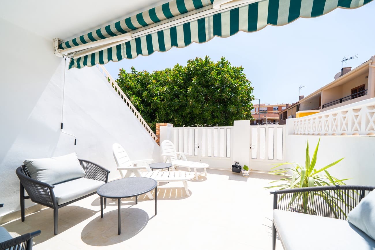 2 quarto Apartamento para venda em Torrevieja com garagem - 199 000 € (Ref: 9978505)