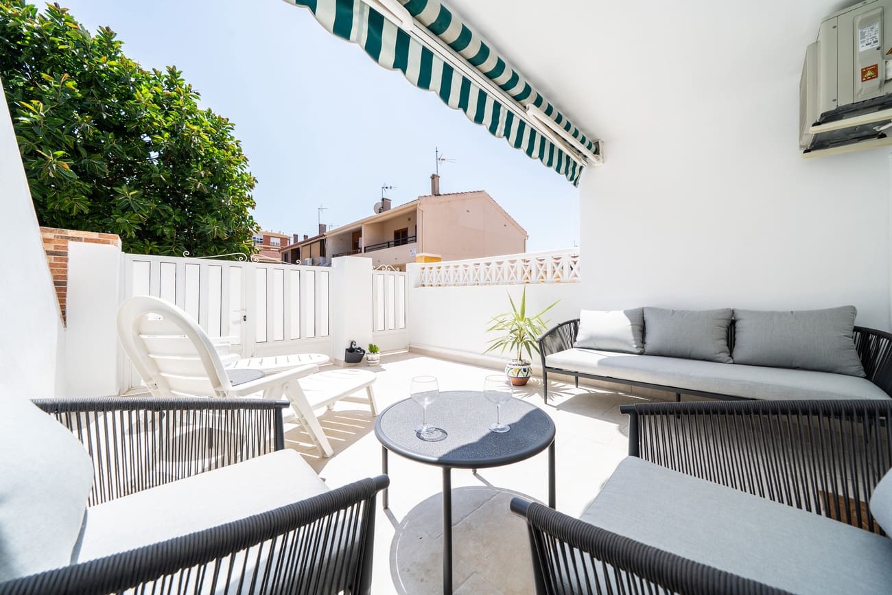 2 quarto Apartamento para venda em Torrevieja com garagem - 199 000 € (Ref: 9978505)