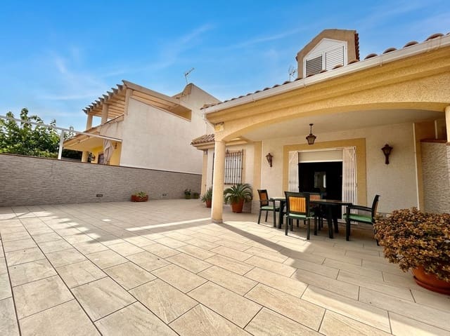 3 bedroom Townhouse for sale in Torre de la Horadada, Pilar de la Horadada with garage - € 399,000 (Ref: 9978507)