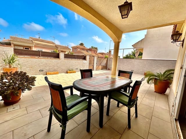 3 bedroom Townhouse for sale in Torre de la Horadada, Pilar de la Horadada with garage - € 399,000 (Ref: 9978507)