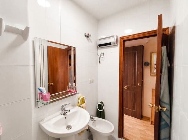 1 camera da letto Appartamento in vendita in La Zenia, Orihuela con garage - 215.000 € (Rif: 9978508)