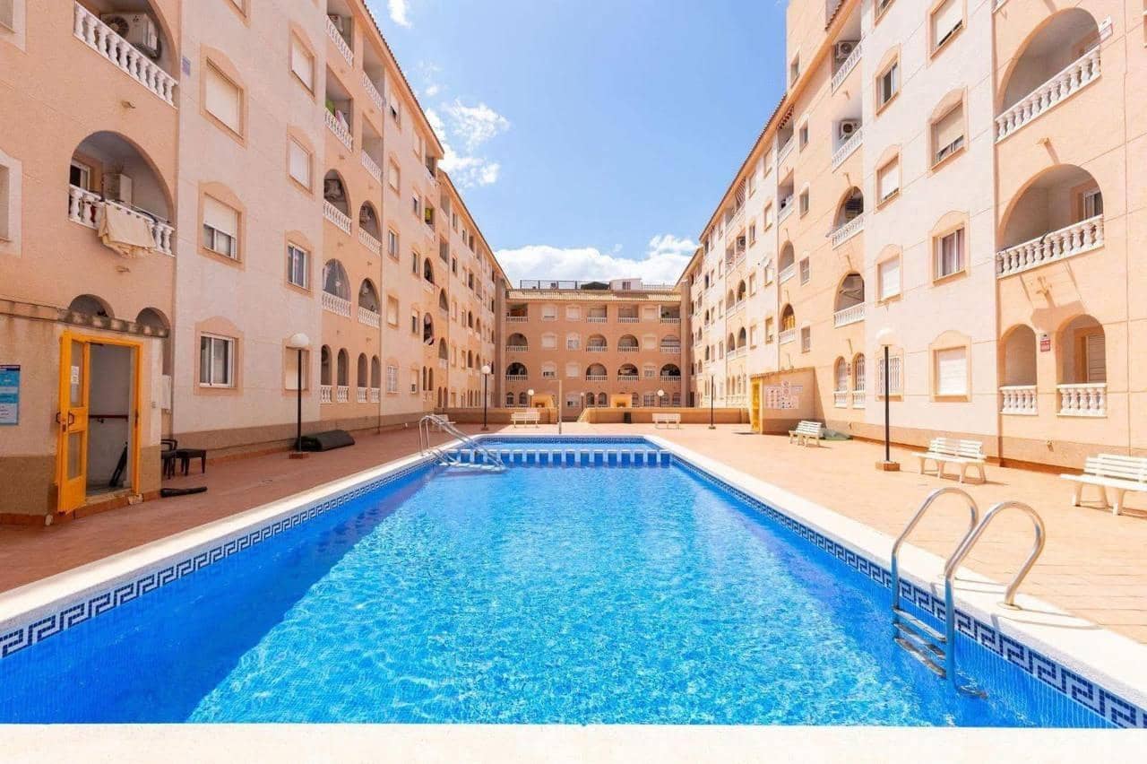 Apartamento de 1 habitación en Torrevieja en venta - 149.000 € (Ref: 9978509)