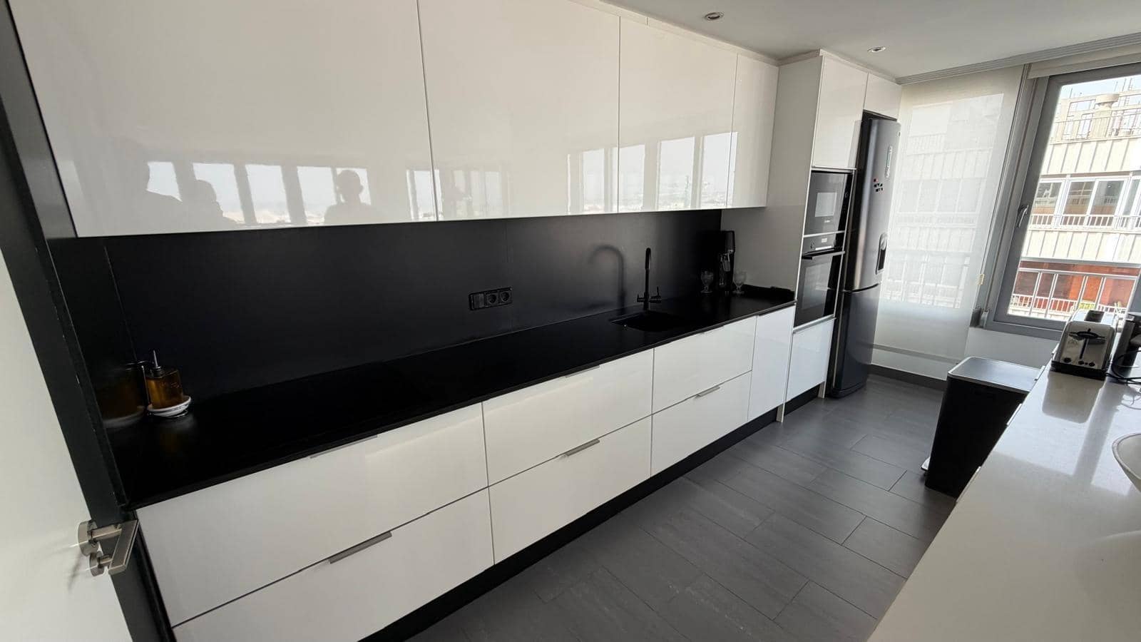 2 soverom Leilighet til salgs i Torrevieja med svømmebasseng - € 369 900 (Ref: 9978510)