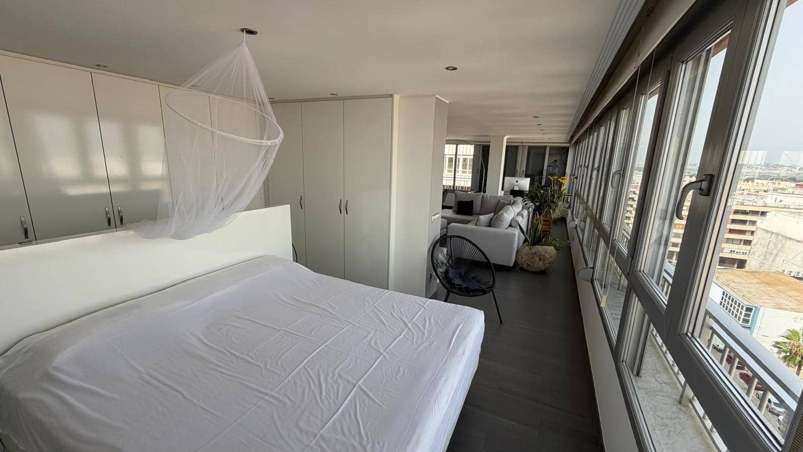 2 soverom Leilighet til salgs i Torrevieja med svømmebasseng - € 369 900 (Ref: 9978510)