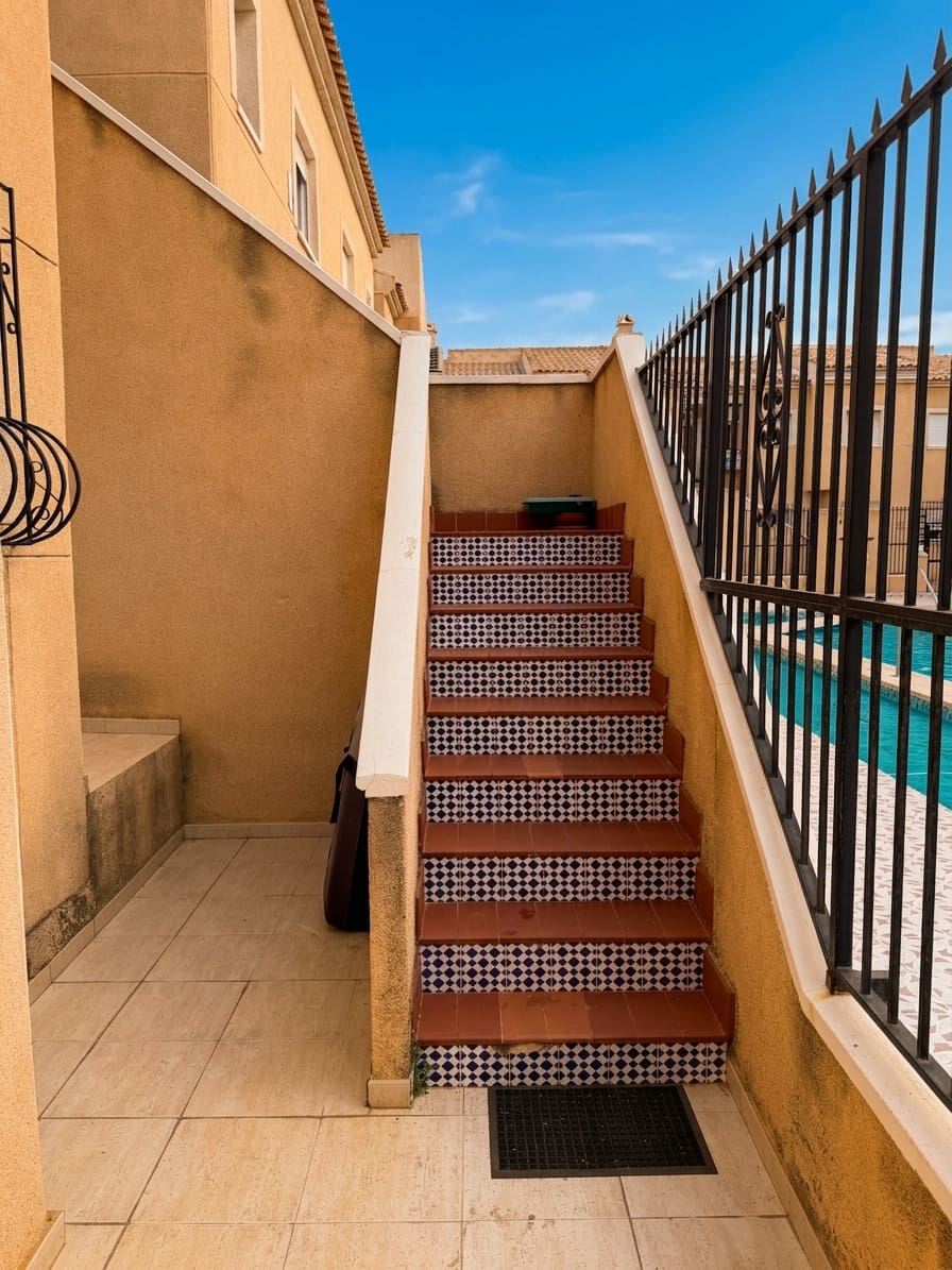 2 bedroom Bungalow for sale in Torrevieja with pool - € 156,900 (Ref: 9979568)