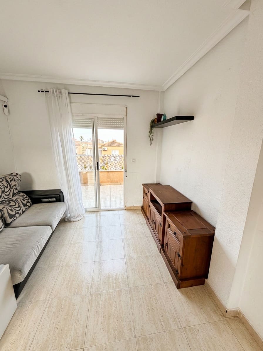 2 bedroom Bungalow for sale in Torrevieja with pool - € 156,900 (Ref: 9979568)