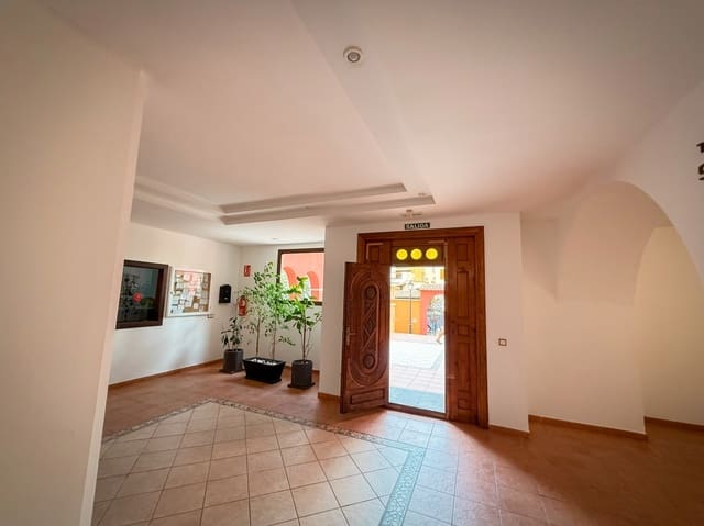 Apartamento de 3 habitaciones en Playa de los Locos, Torrevieja en venta con piscina - 329.000 € (Ref: 9979569)