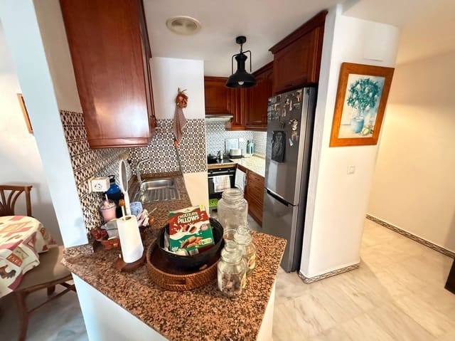 Apartamento de 3 habitaciones en Playa de los Locos, Torrevieja en venta con piscina - 329.000 € (Ref: 9979569)