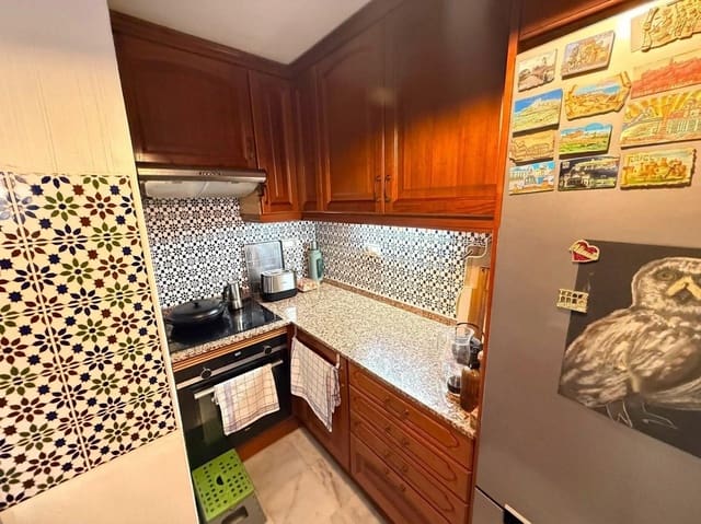 Apartamento de 3 habitaciones en Playa de los Locos, Torrevieja en venta con piscina - 329.000 € (Ref: 9979569)
