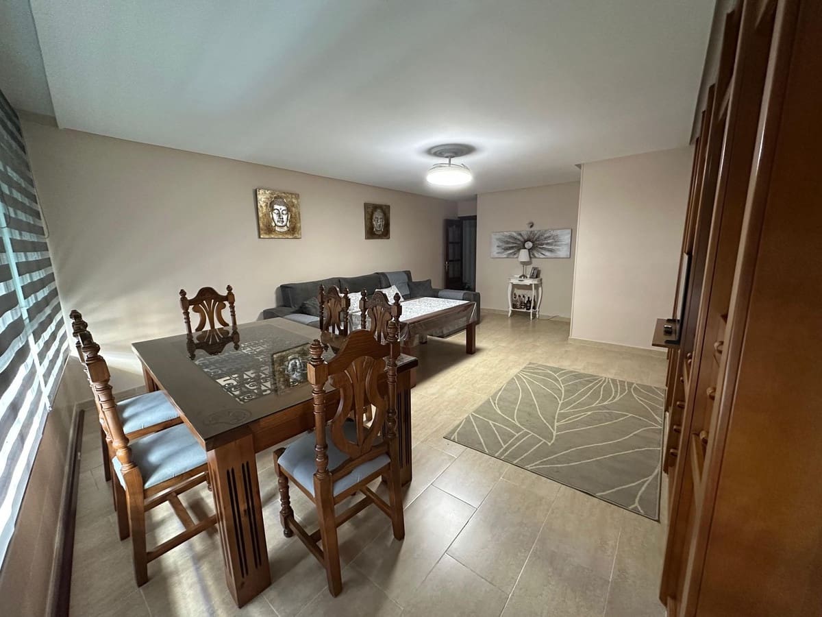 3 soveværelse Lejlighed til salg i Estepona med swimmingpool garage - € 425.000 (Ref: 9983170)