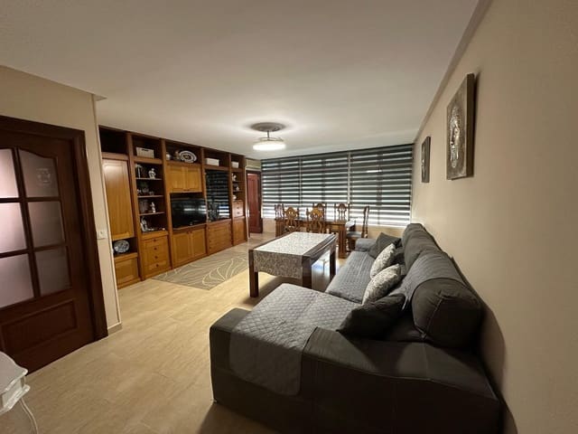 3 soveværelse Lejlighed til salg i Zona Calvario, Estepona med swimmingpool garage - € 425.000 (Ref: 9983170)