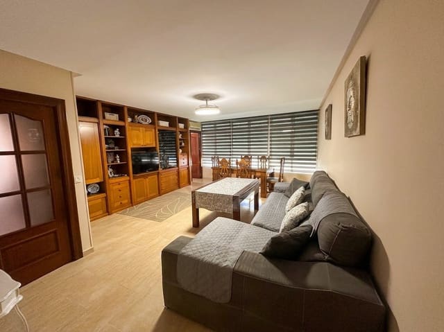3 soverom Leilighet til salgs i Centro, Estepona med garasje - € 425 000 (Ref: 9983170)