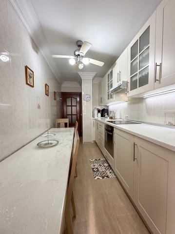 3 soverom Leilighet til salgs i Centro, Estepona med garasje - € 425 000 (Ref: 9983170)
