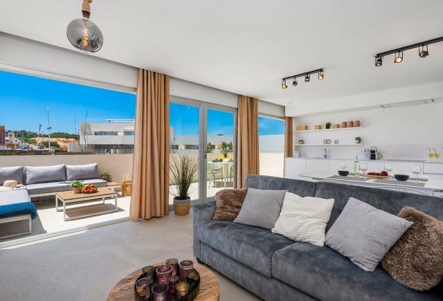 Ático de 3 habitaciones en Los Balcones - Los Altos, Torrevieja en venta con piscina garaje - 328.000 € (Ref: 9983175)