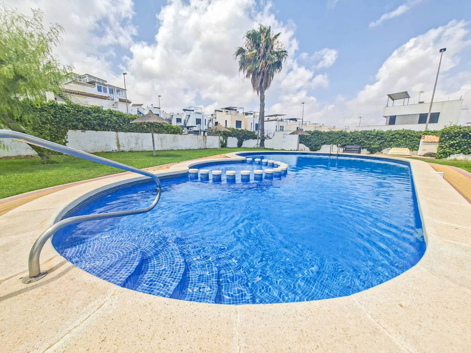 3 soveværelse Villa til salg i Villamartin - € 330.000 (Ref: 9984562)