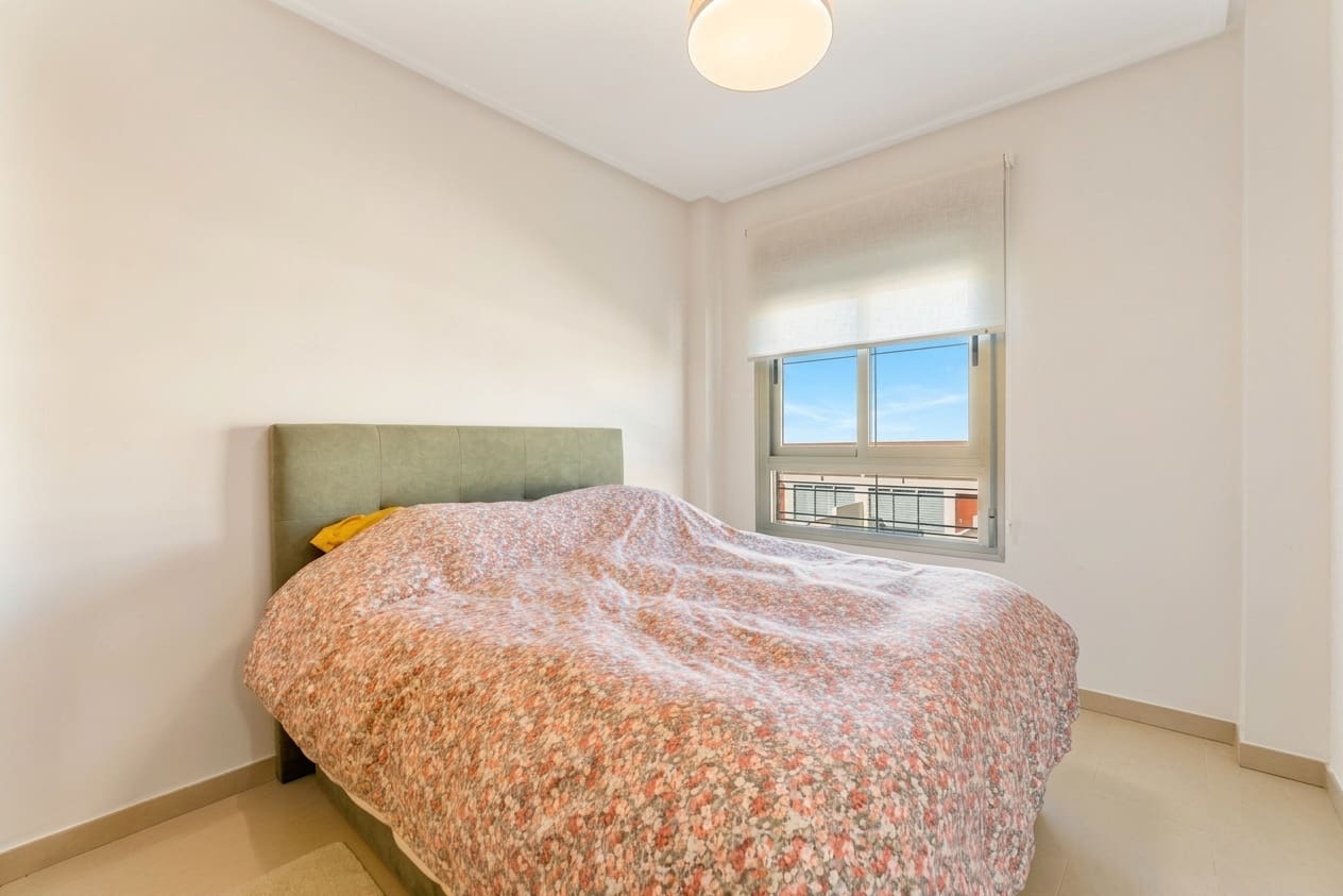 2 quarto Apartamento para venda em Pilar de la Horadada com piscina - 259 000 € (Ref: 9984565)