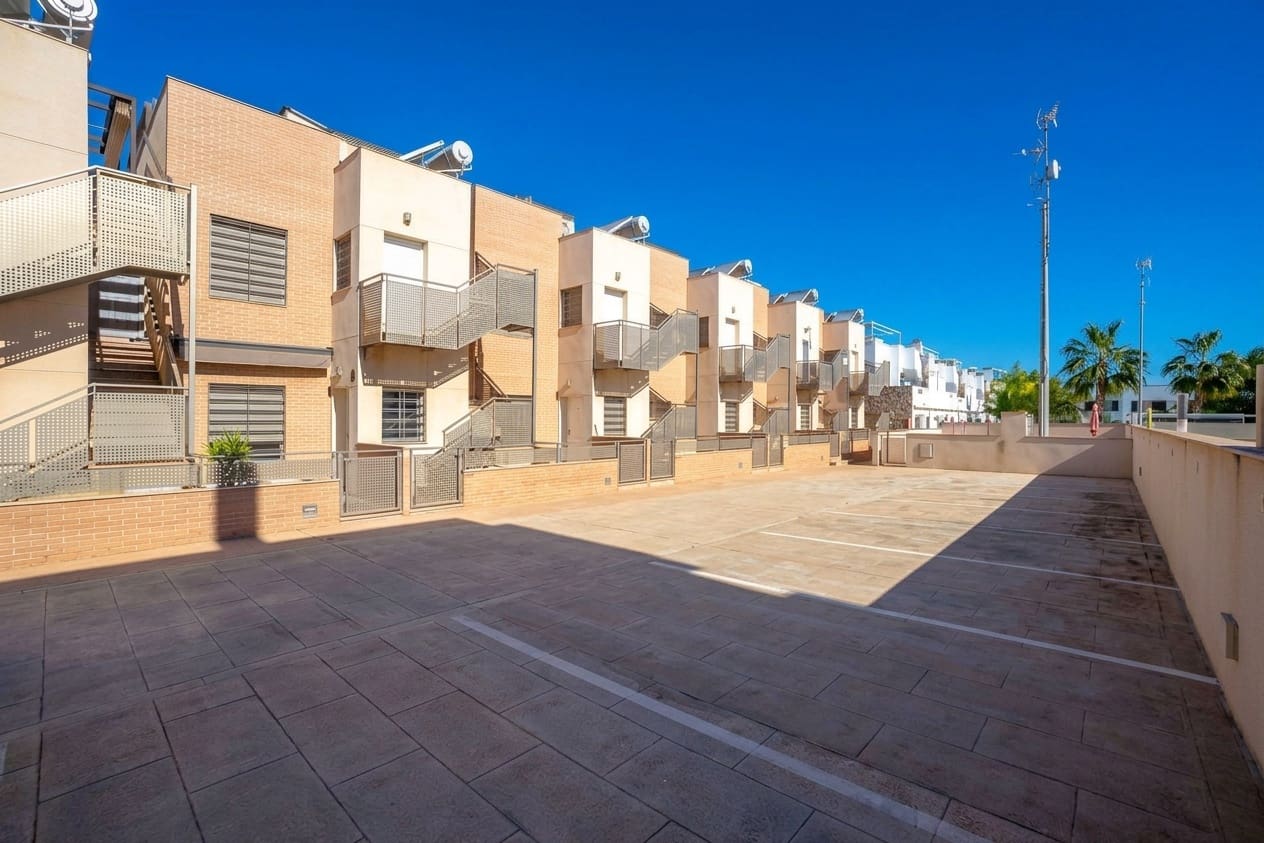 2 quarto Apartamento para venda em Pilar de la Horadada com piscina - 259 000 € (Ref: 9984565)