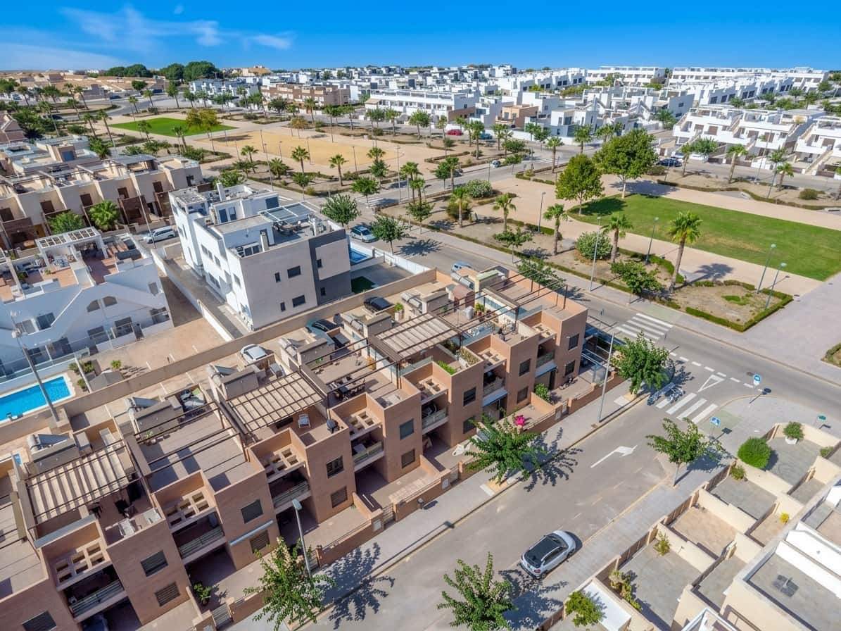 2 quarto Apartamento para venda em Pilar de la Horadada com piscina - 259 000 € (Ref: 9984565)