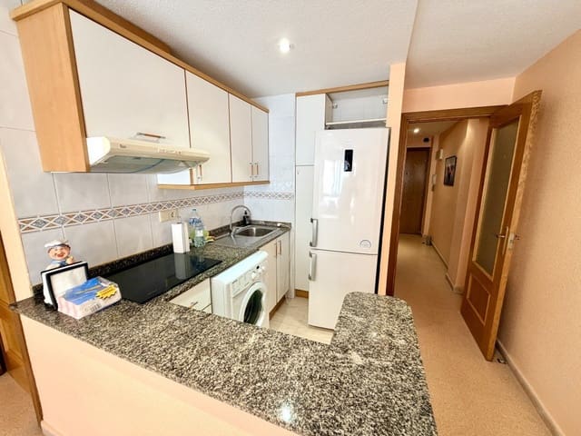 2 soverom Leilighet til salgs i Guardamar Playa, Guardamar del Segura med garasje - € 192 000 (Ref: 9984566)
