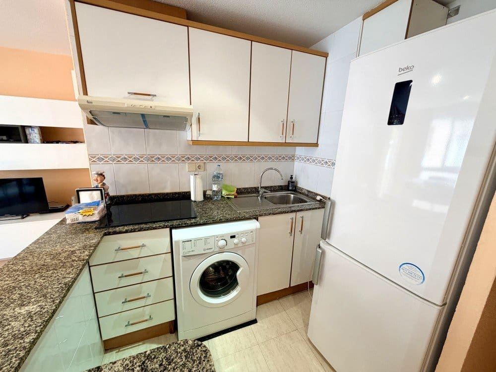 2 soverom Leilighet til salgs i Guardamar del Segura med garasje - € 192 000 (Ref: 9984566)