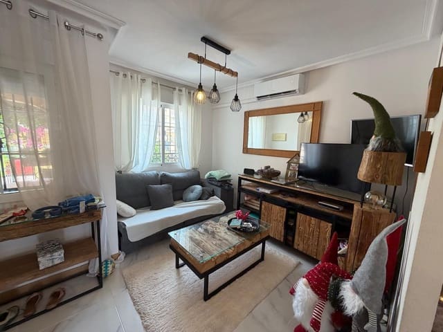 3 soveværelse Bungalow til salg i Aguas Nuevas, Torrevieja med swimmingpool - € 272.000 (Ref: 9984567)