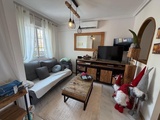 3 soveværelse Bungalow til salg i Aguas Nuevas, Torrevieja med swimmingpool - € 272.000 (Ref: 9984567)