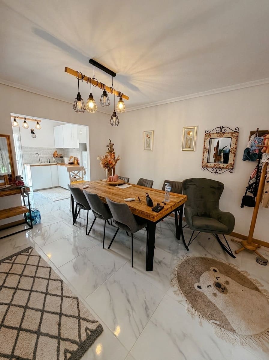 3 sypialnia Bungalow na sprzedaż w Torrevieja z basenem - 272 000 € (Ref: 9984567)