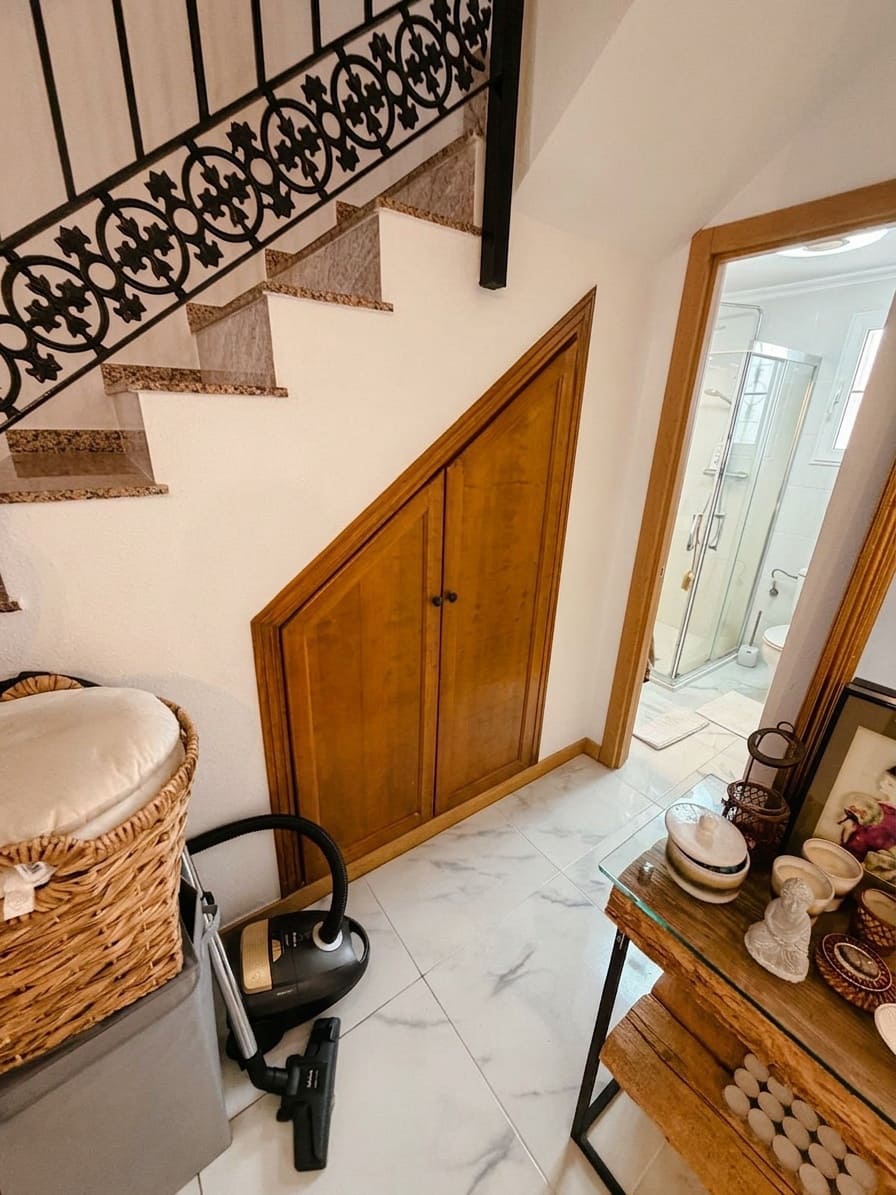 3 sypialnia Bungalow na sprzedaż w Torrevieja z basenem - 272 000 € (Ref: 9984567)