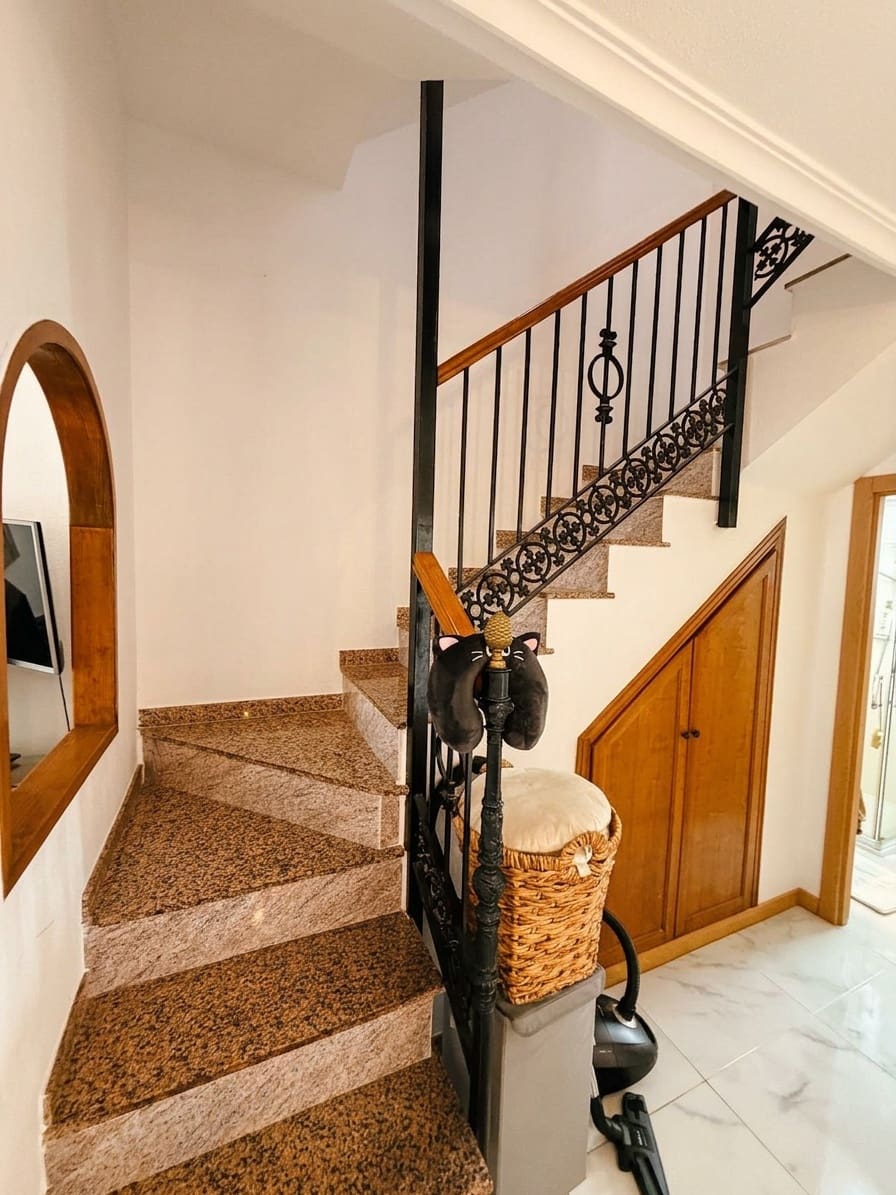 3 sypialnia Bungalow na sprzedaż w Torrevieja z basenem - 272 000 € (Ref: 9984567)