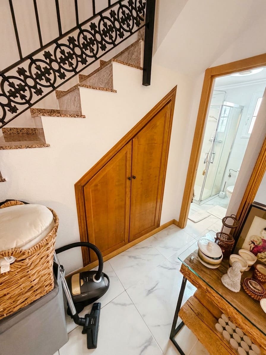 3 sypialnia Bungalow na sprzedaż w Torrevieja z basenem - 272 000 € (Ref: 9984567)