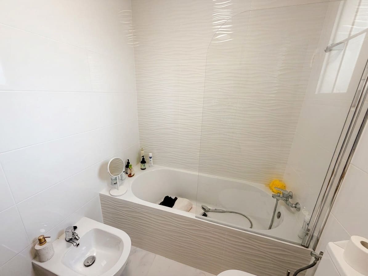 3 sypialnia Bungalow na sprzedaż w Torrevieja z basenem - 272 000 € (Ref: 9984567)