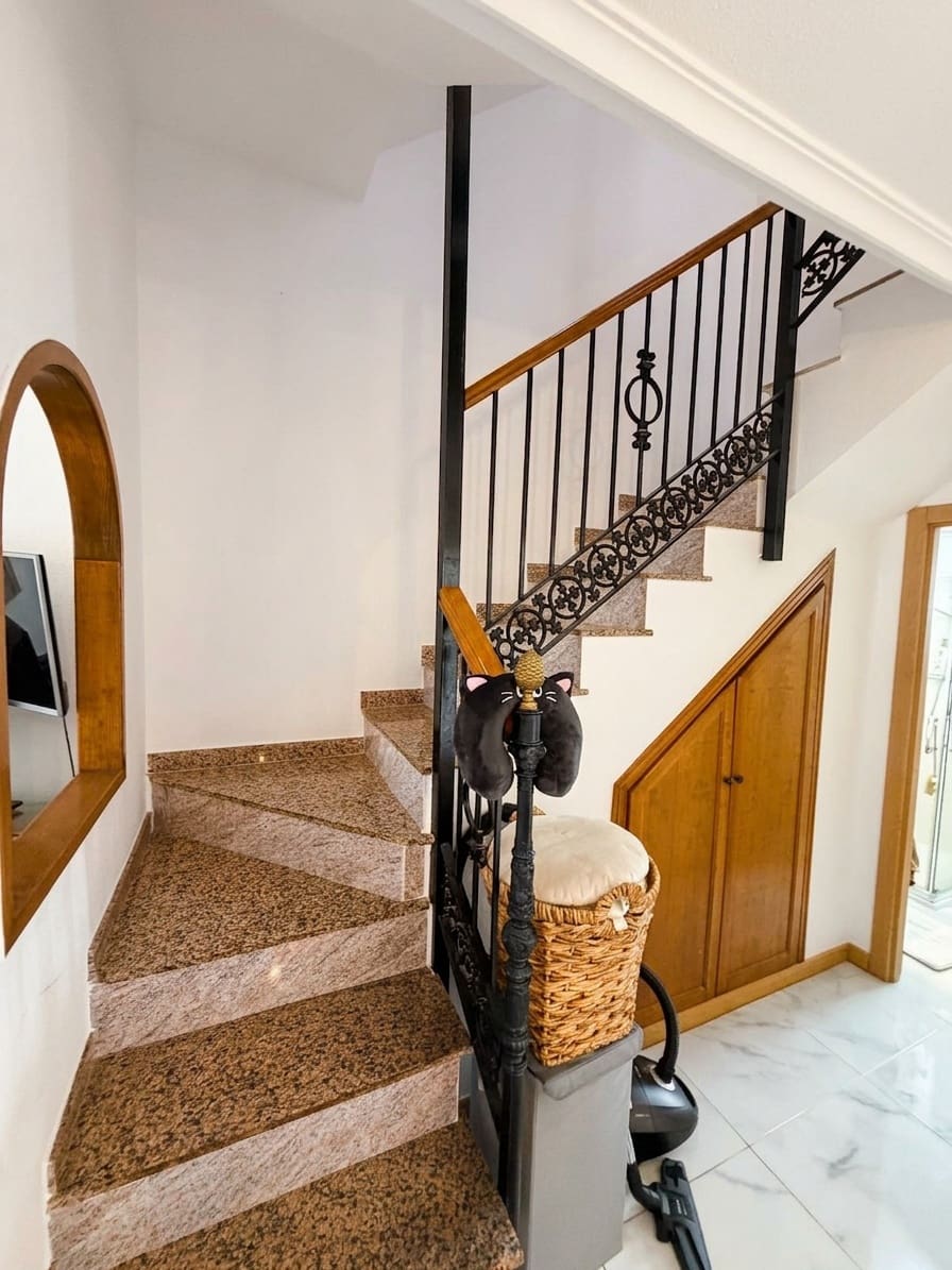 3 sypialnia Bungalow na sprzedaż w Torrevieja z basenem - 272 000 € (Ref: 9984567)