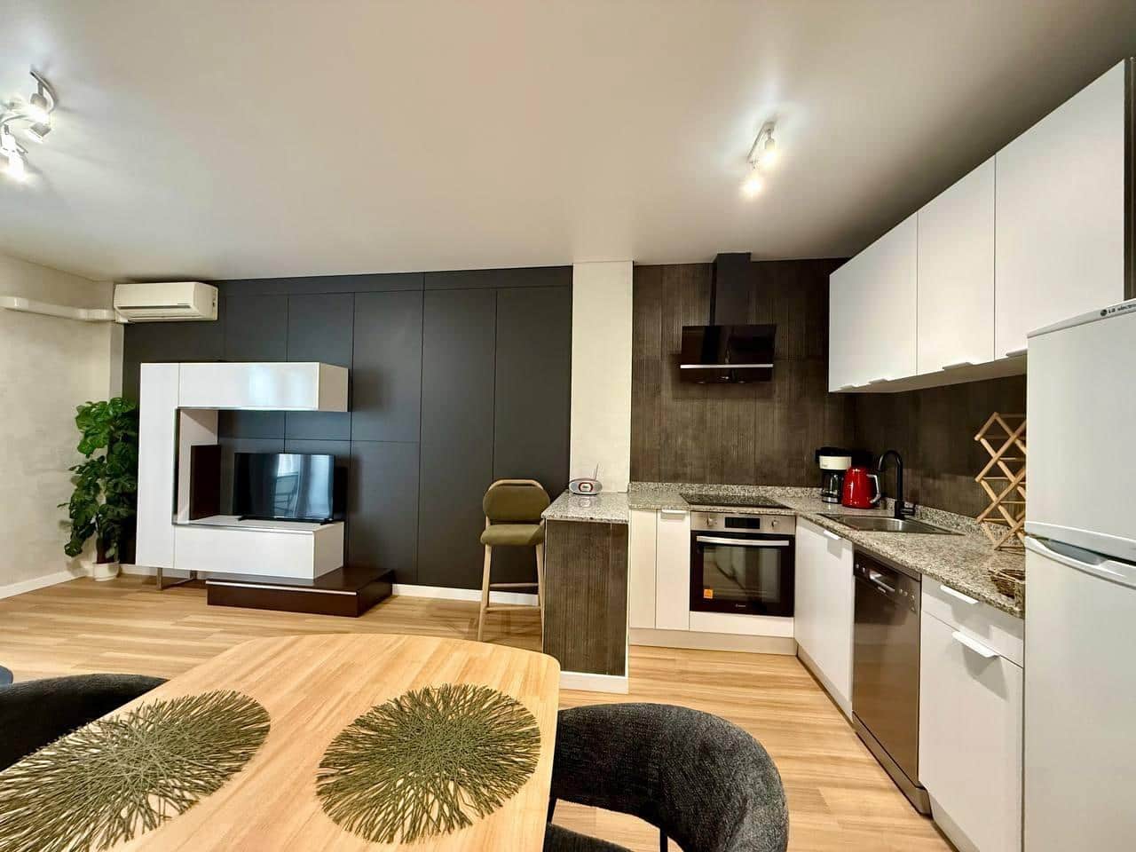 1 soverom Leilighet til salgs i Torrevieja - € 155 900 (Ref: 9984569)