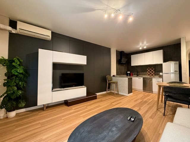 1 bedroom Apartment for sale in Avenida Habaneras - Curva de Palangre, Torrevieja - € 155,900 (Ref: 9984569)