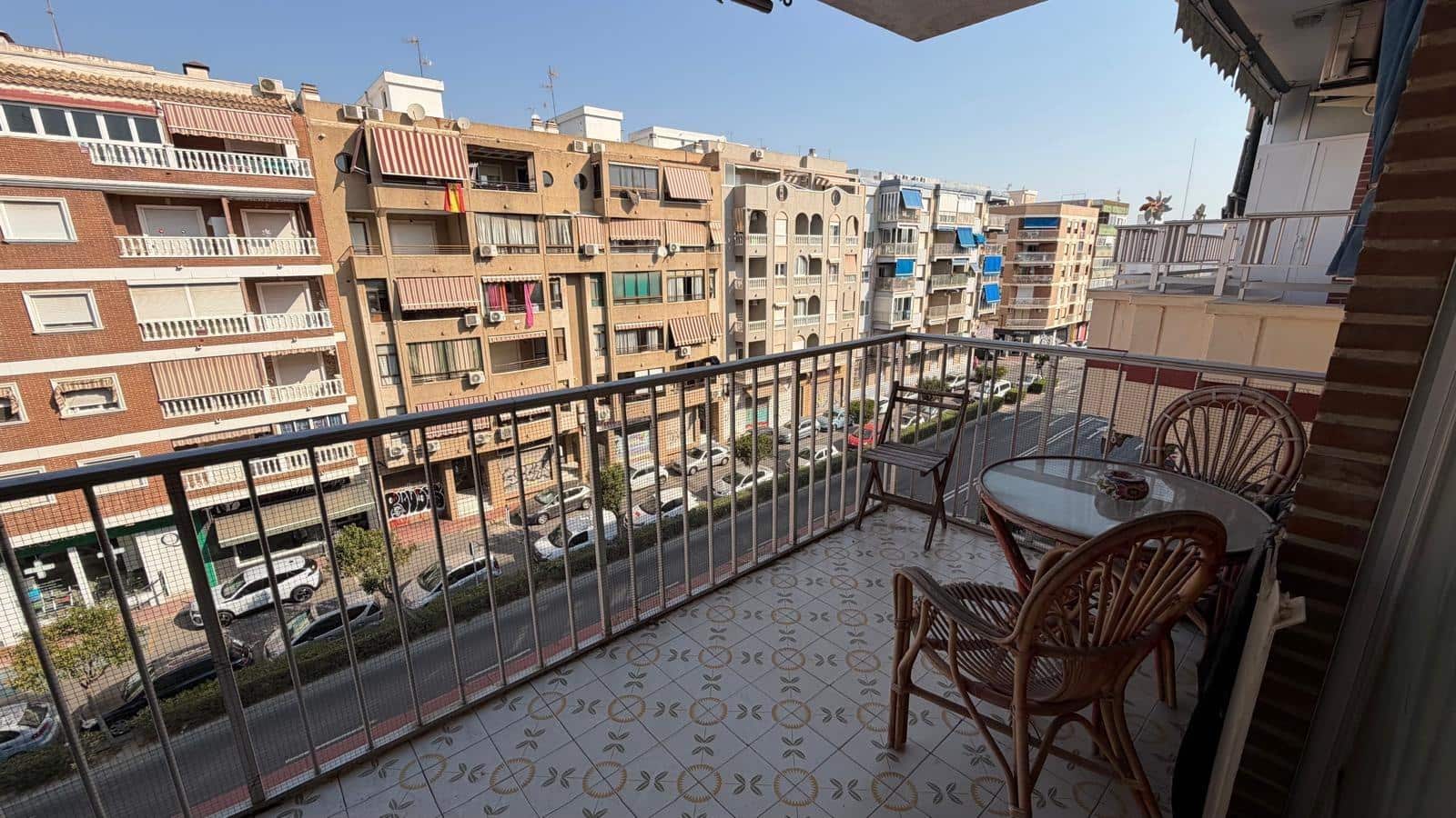 2 soveværelse Lejlighed til salg i Torrevieja - € 167.000 (Ref: 9984573)