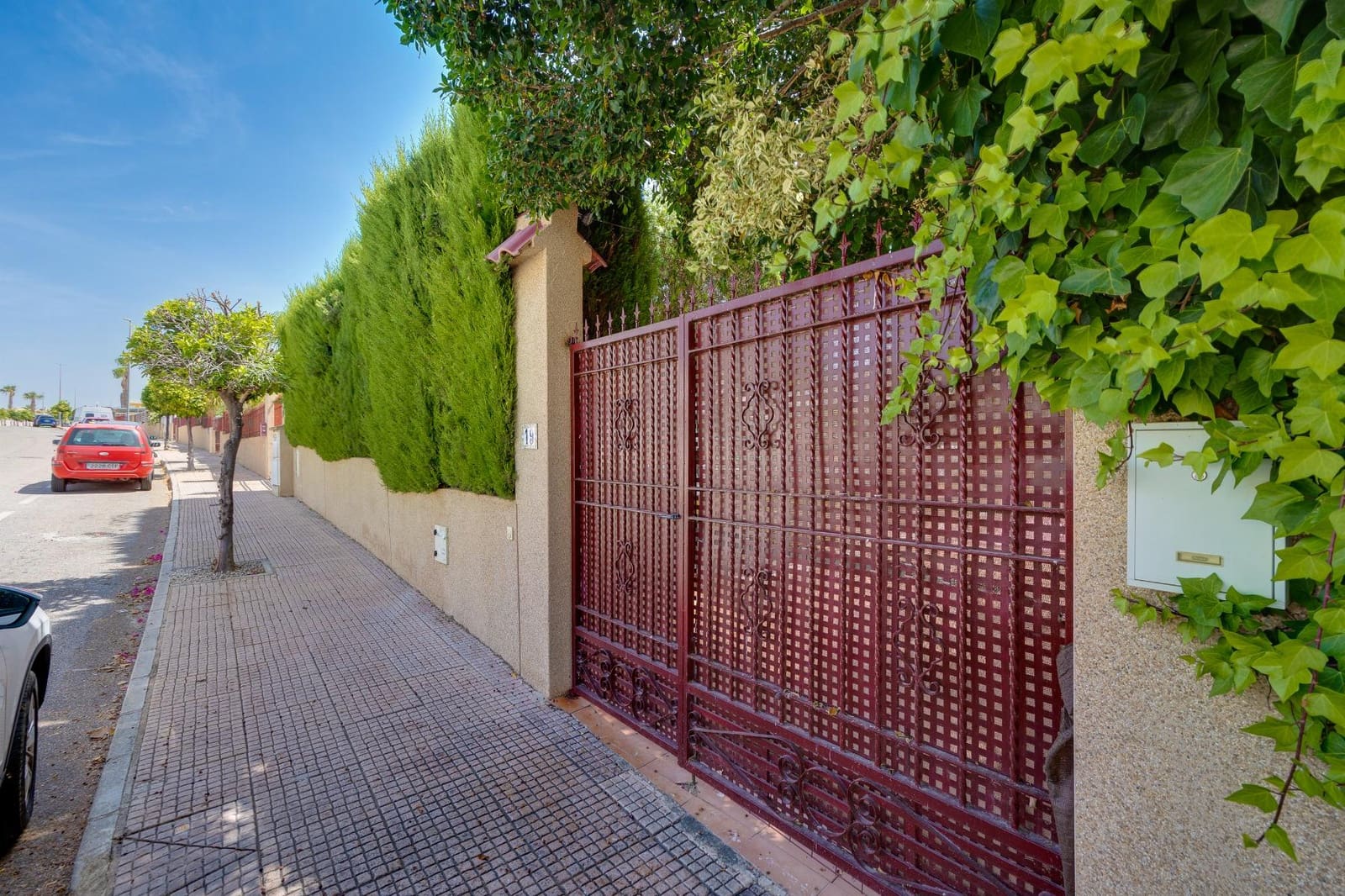 3 Zimmer Villa zu verkaufen in San Fulgencio mit Garage - 399.000 € (Ref: 9986545)