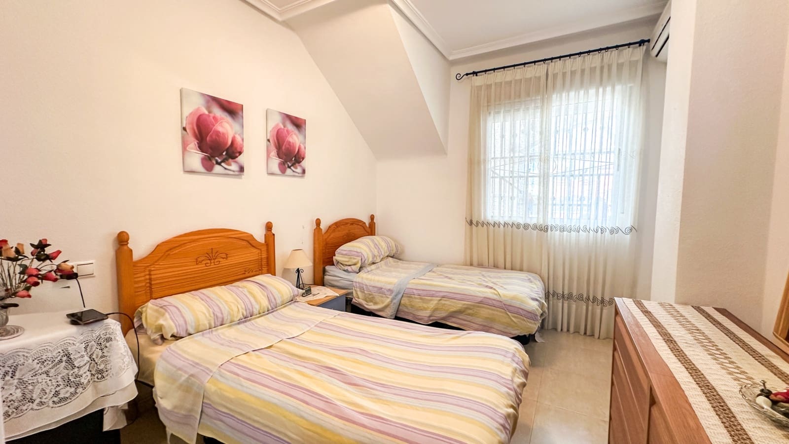 2 sypialnia Bungalow na sprzedaż w Orihuela Costa z basenem - 164 900 € (Ref: 9986546)
