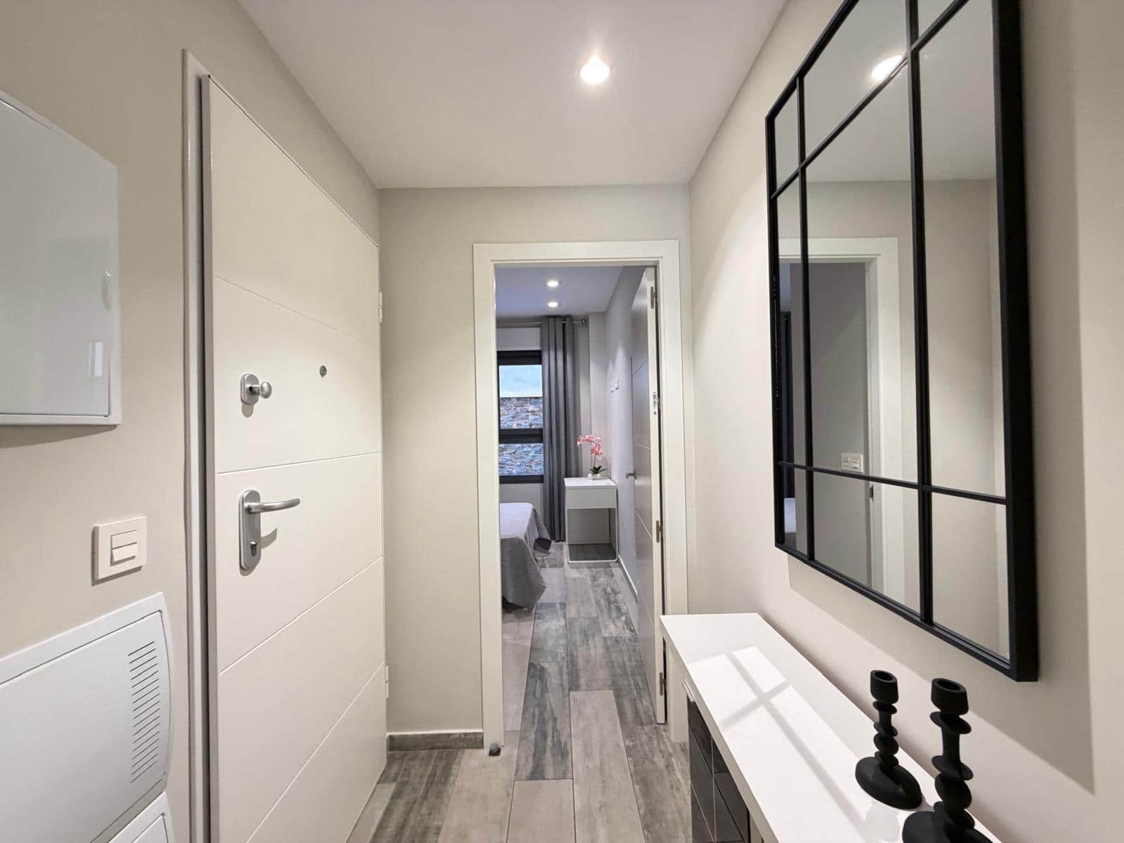 1 soveværelse Lejlighed til salg i Torrevieja med swimmingpool - € 155.000 (Ref: 9986551)