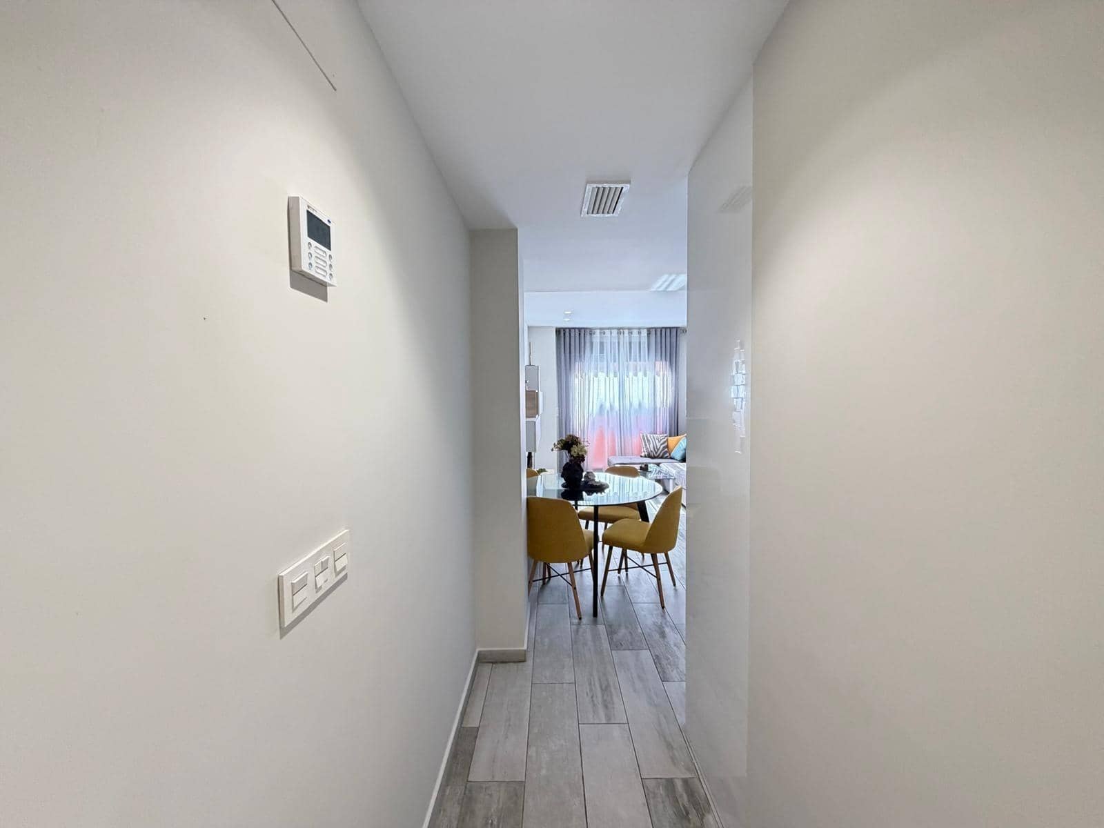 1 soveværelse Lejlighed til salg i Torrevieja med swimmingpool - € 155.000 (Ref: 9986551)