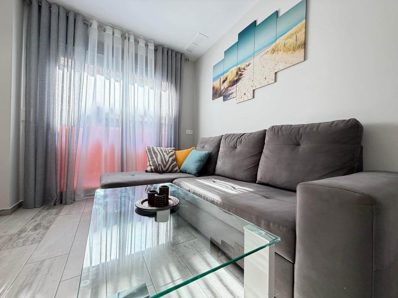 1 soveværelse Lejlighed til salg i Torrevieja med swimmingpool - € 155.000 (Ref: 9986551)