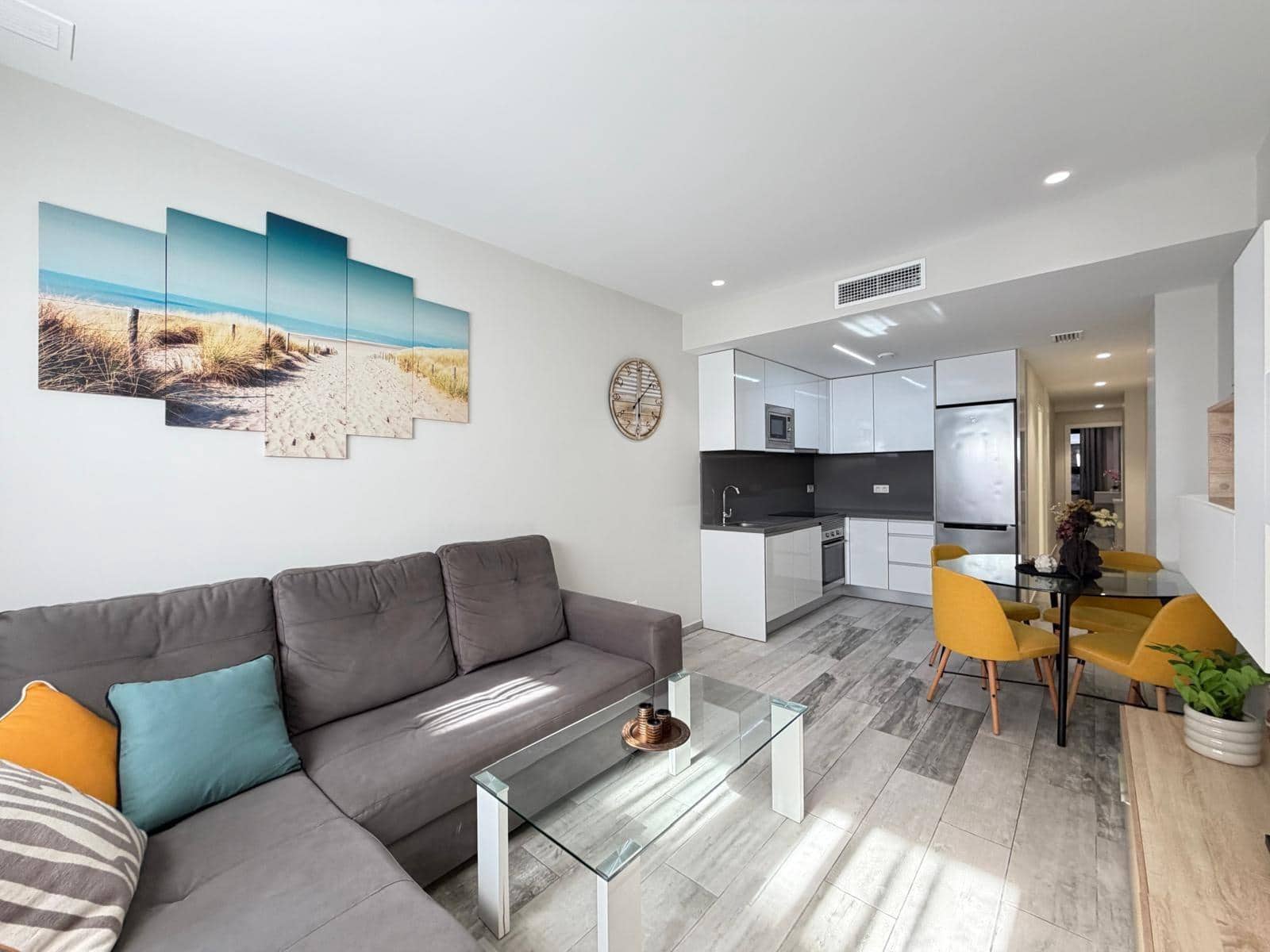 1 soveværelse Lejlighed til salg i Torrevieja med swimmingpool - € 155.000 (Ref: 9986551)