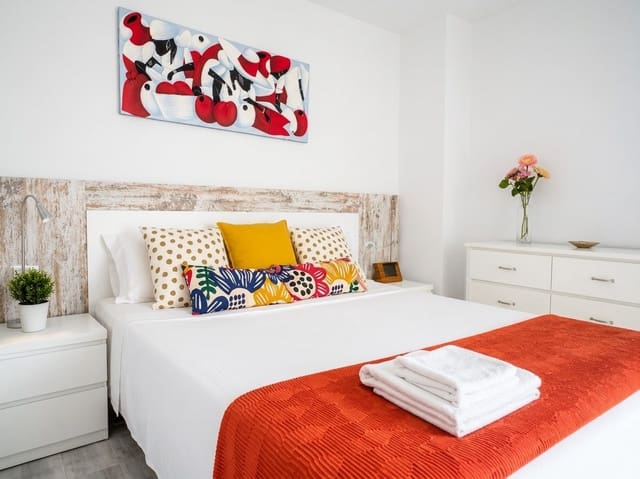 2 slaapkamer Appartement te koop in Mijas Costa, Mijas met zwembad garage - € 359.000 (Ref: 9990390)