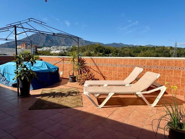 4 slaapkamer Penthouse te koop in Zona Calvario, Estepona met zwembad - € 529.000 (Ref: 9990392)